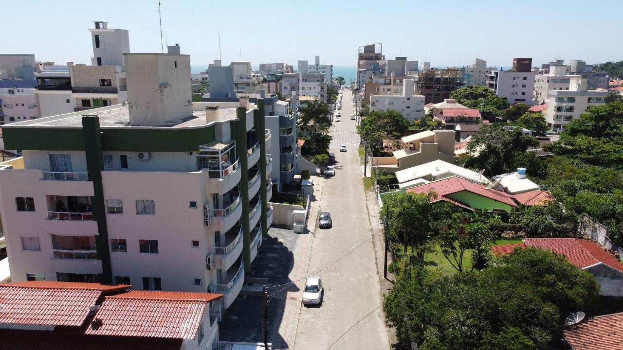 1024 - Apartamento Em Bombinhas Para Locacao De Temporada - Praia De Bombas Exterior foto