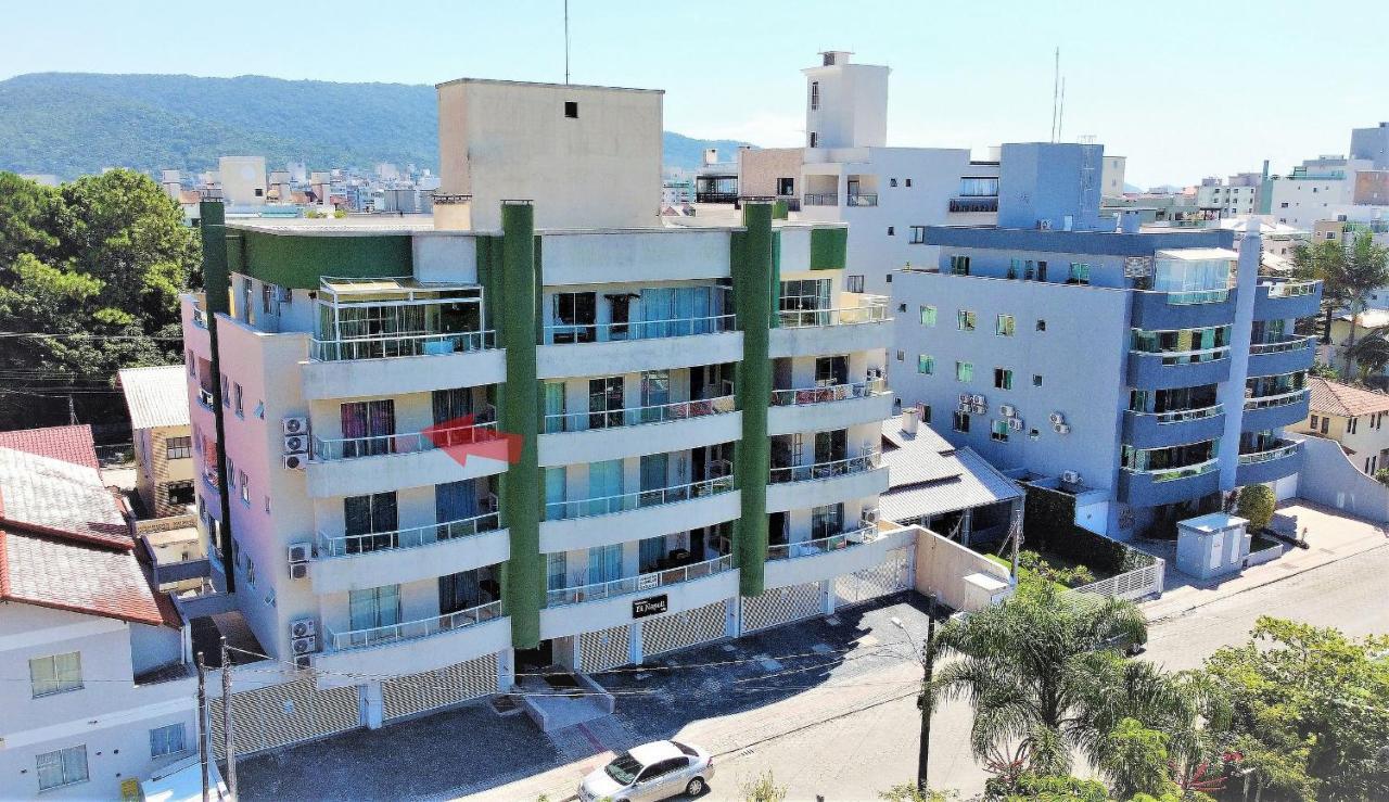 1024 - Apartamento Em Bombinhas Para Locacao De Temporada - Praia De Bombas Exterior foto